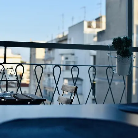 Apartment Aristoteles Square *